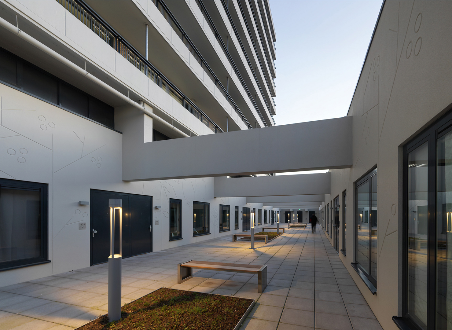 Kroon-07 Referentieproject, Hoogvliet Rotterdam | Strikolith