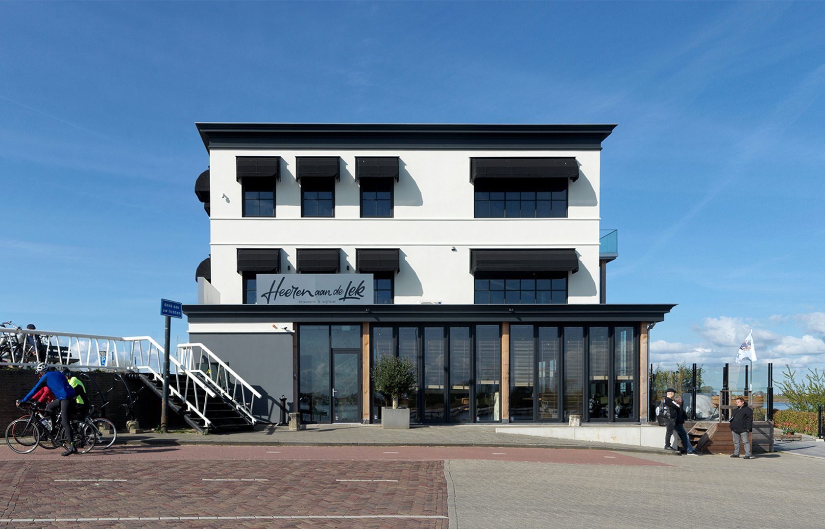 Restaurant, Groot ammers | Strikolith