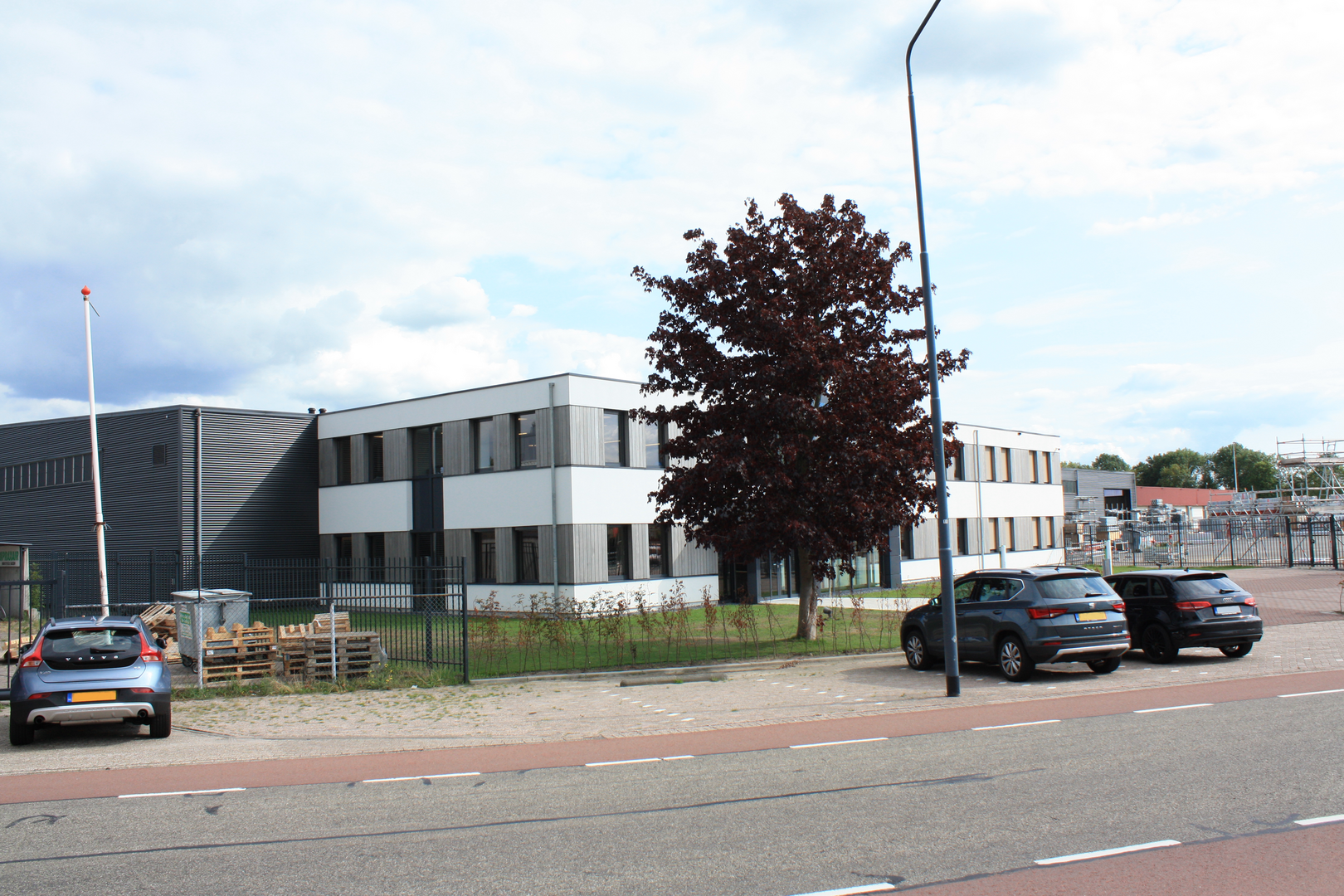 Kantoorpand Raamsdonkveer| Strikotherm